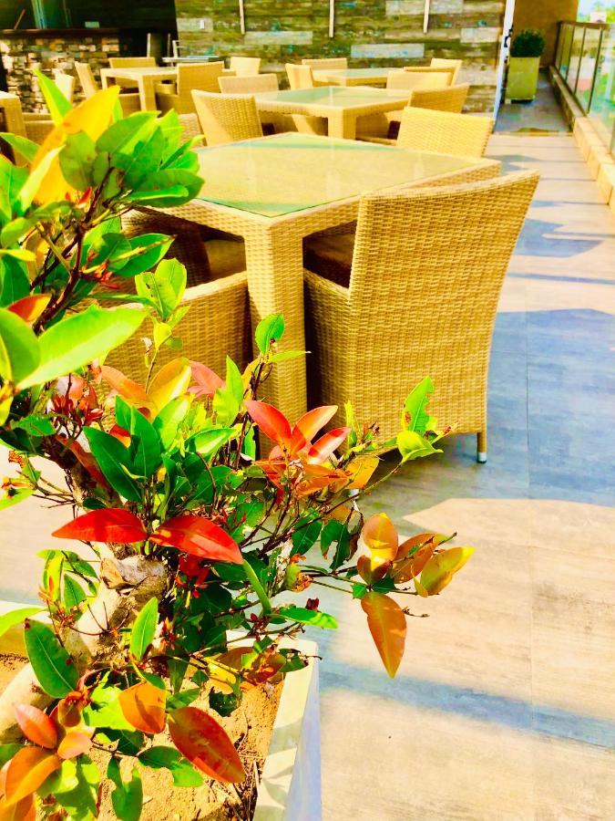 Hotel Sico Negombo Exterior photo